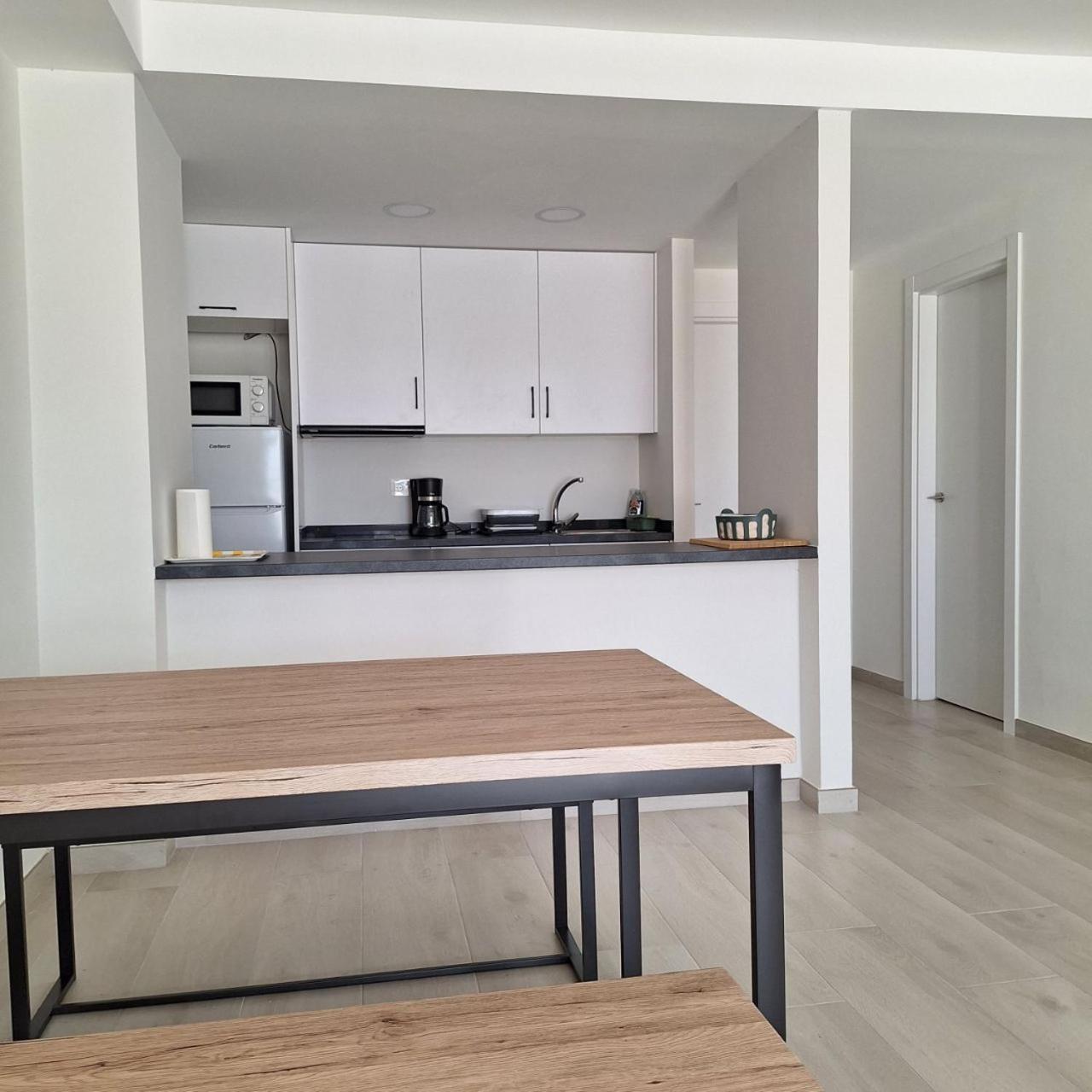 Apartamento Club Valena, Puerto Del Carmen, Lanzarote Тиас Экстерьер фото